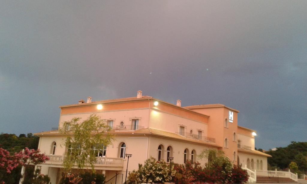 Ciudad Del Renacimiento Hotel Baeza Exterior photo