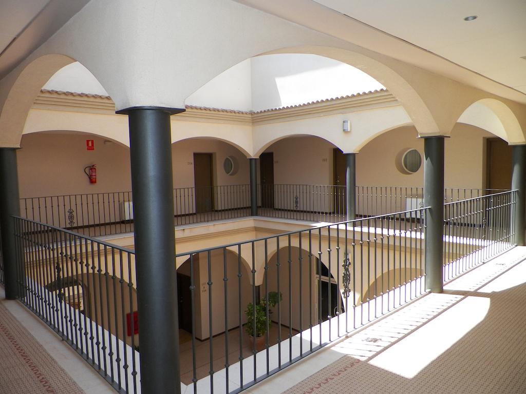 Ciudad Del Renacimiento Hotel Baeza Exterior photo