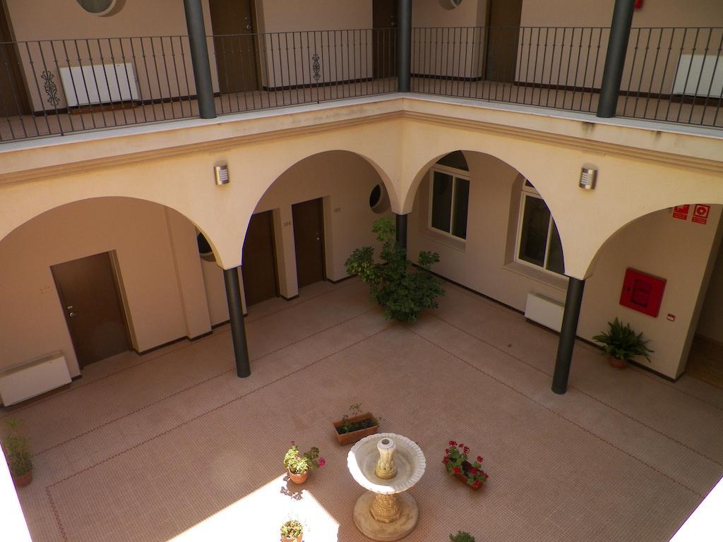 Ciudad Del Renacimiento Hotel Baeza Exterior photo